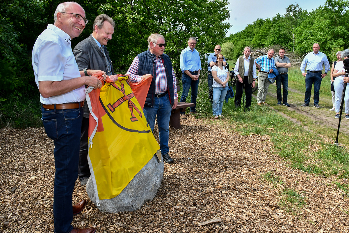 22-195 Jahre Selbstst&auml;ndigkeit Holdorf