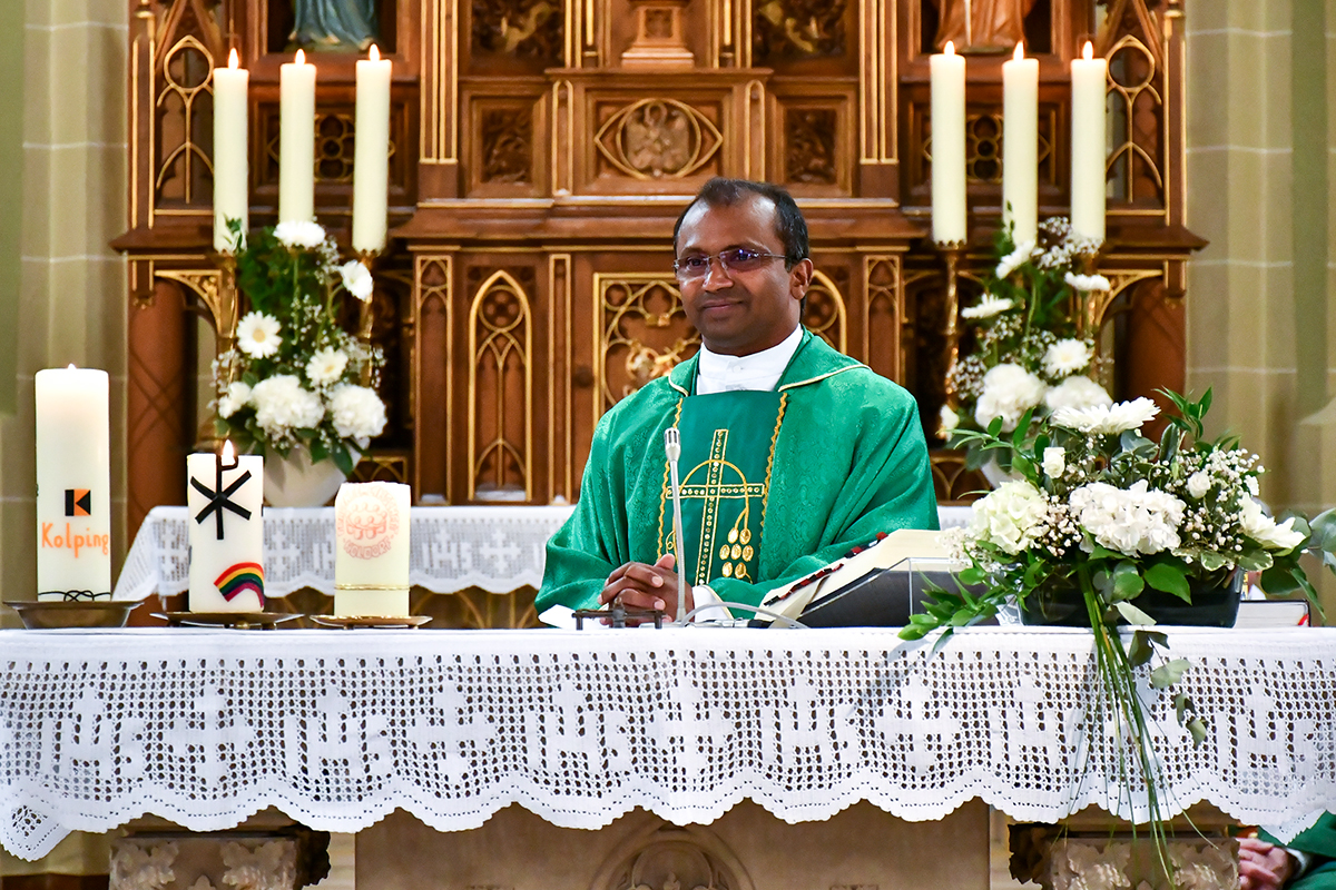 22- Silva-Kativallu-letzte-Messe-in Holdorf