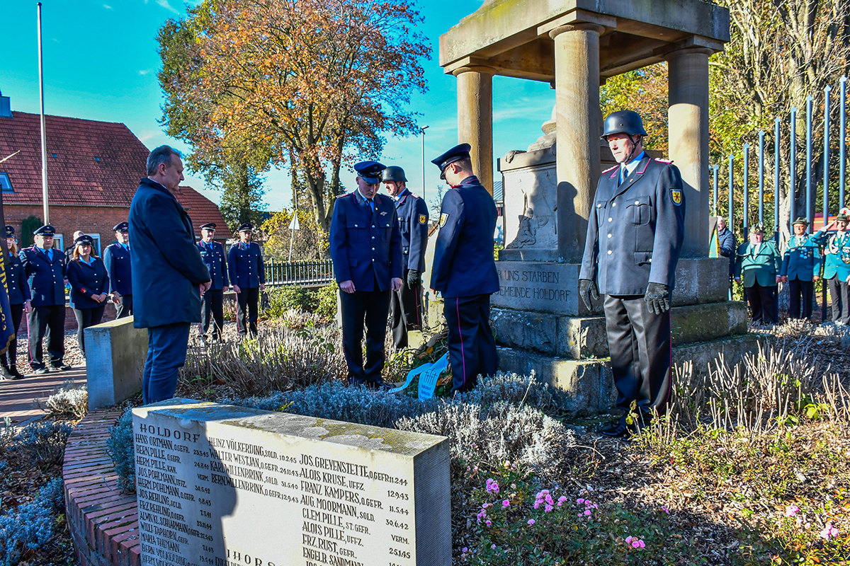 22-Volkstrauertag-Holdorf 22-Volkstrauertag-Holdorf