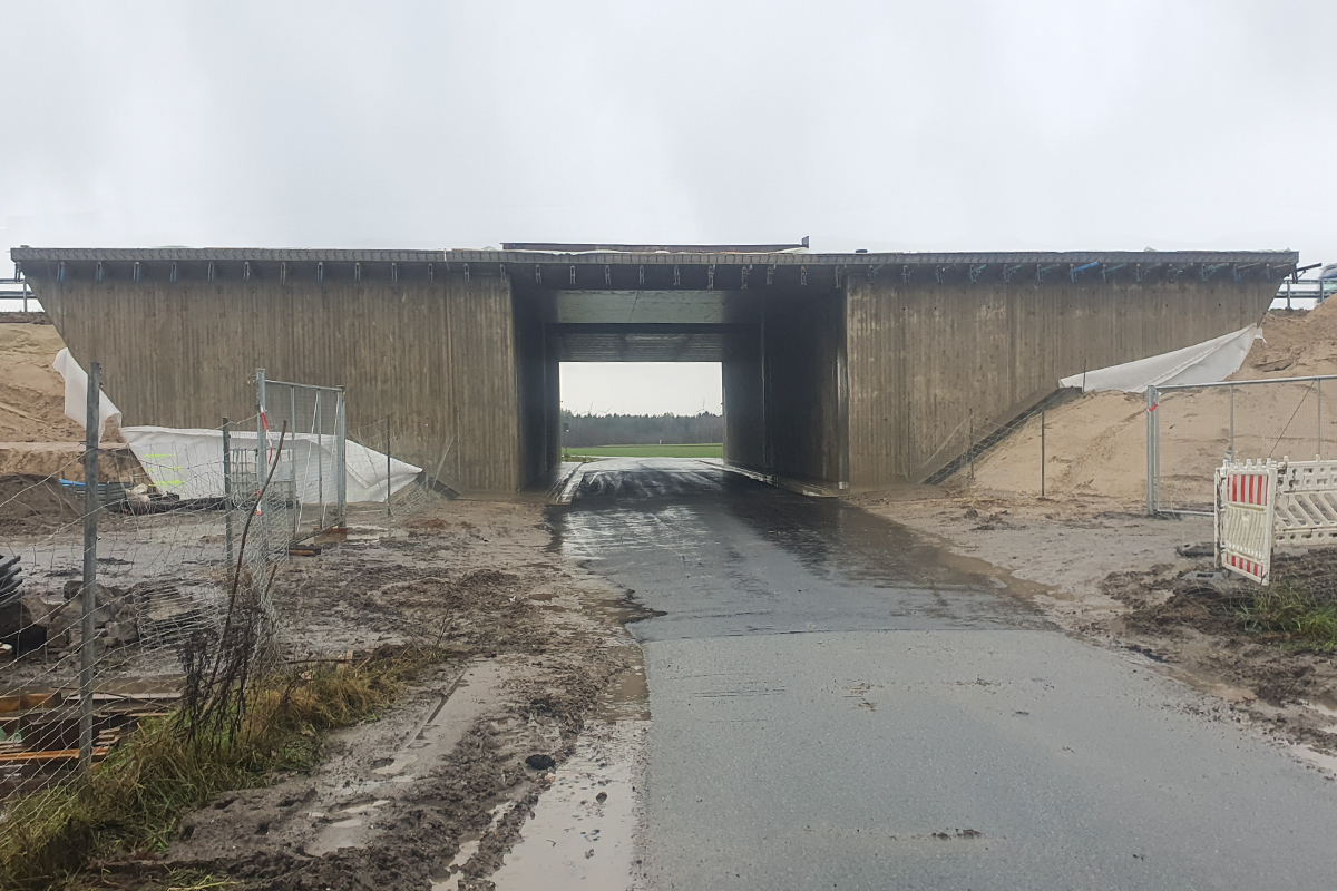 23 BAB-Brücke-Lissytraße  fertiggestellt
