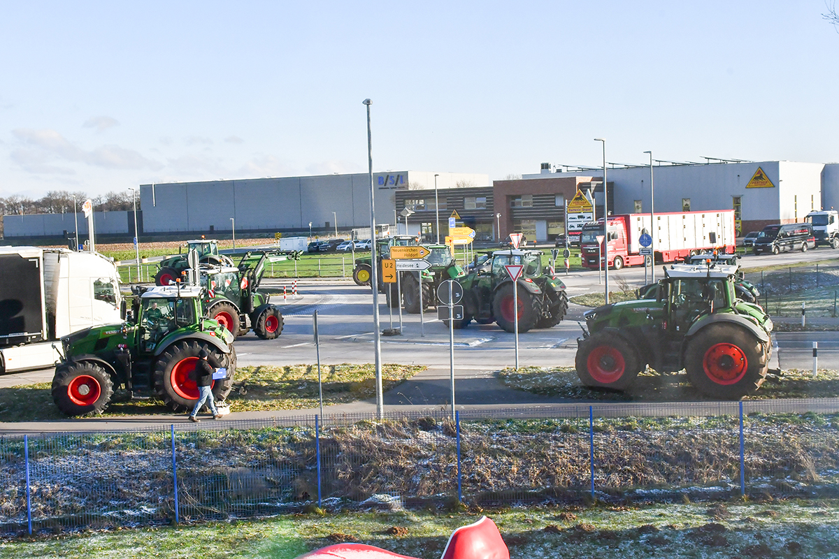 24 Landvolk Holdorf demonstriert - 0006