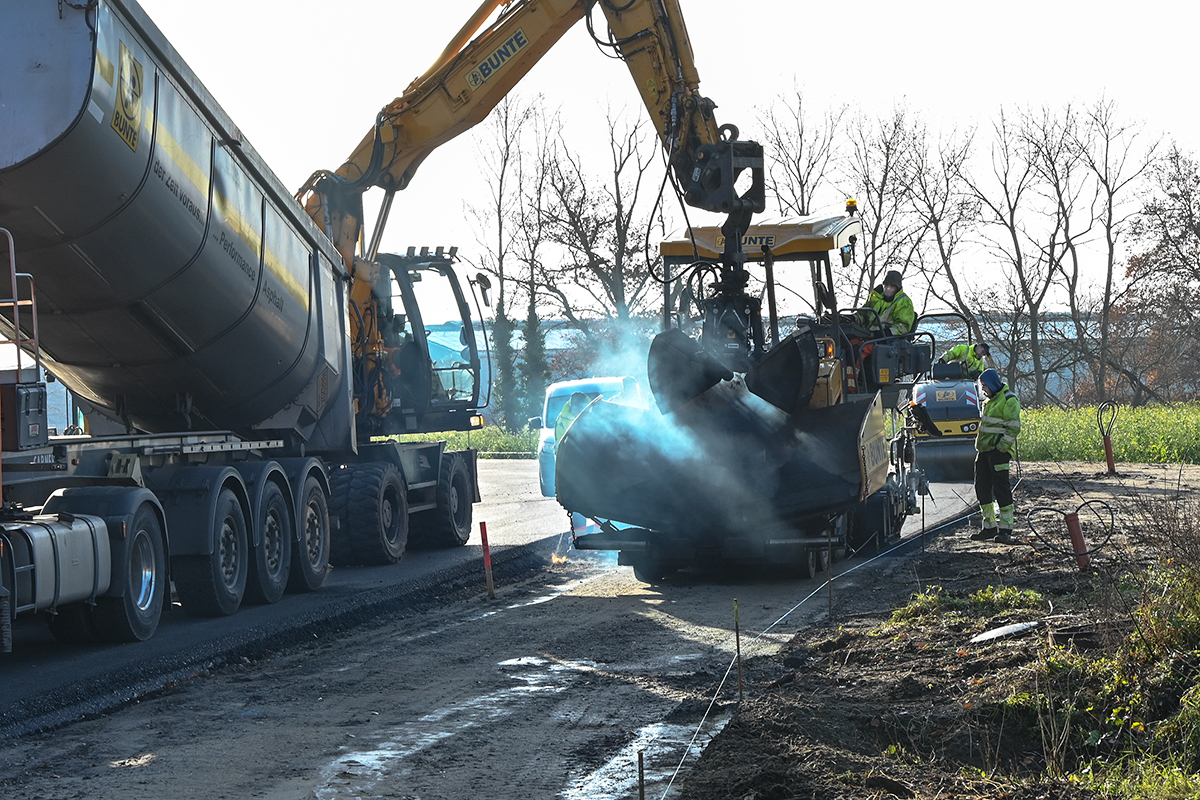 24 Sanierung Industriestra&szlig;e-Zwischenstand - 001