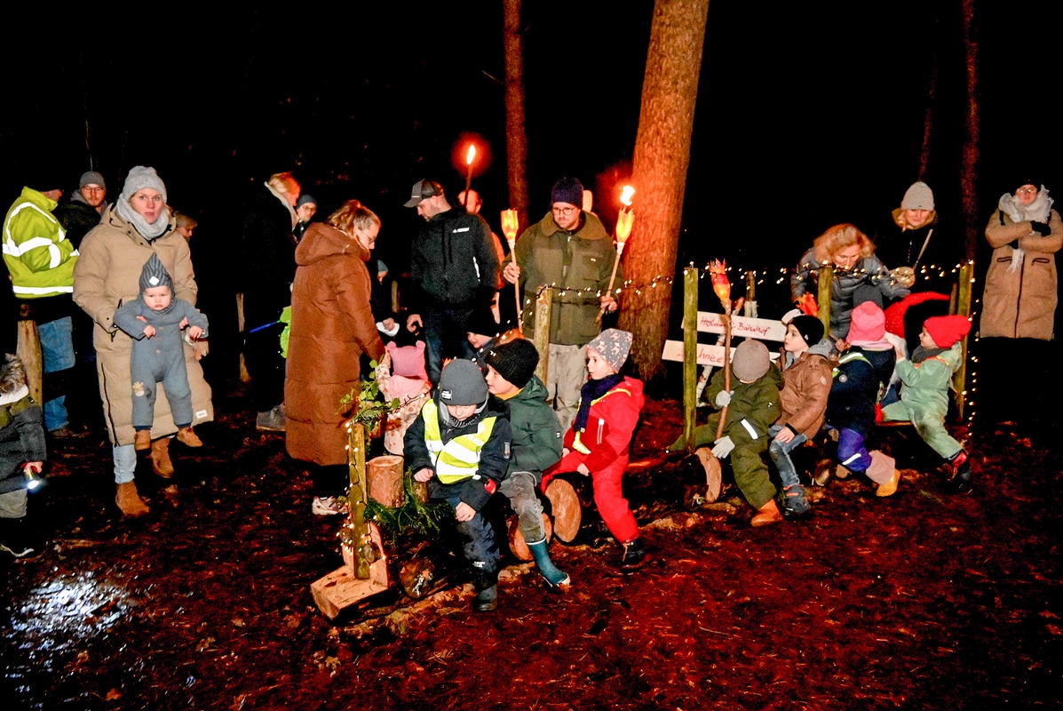 24 Holdorf-NaturErlebnis-Fackelwanderung - 002 24 Holdorf-NaturErlebnis-Fackelwanderung - 002