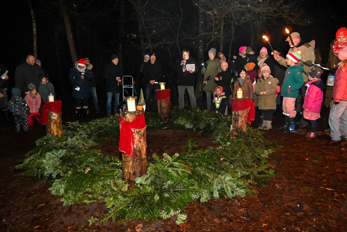 24 Holdorf-NaturErlebnis-Fackelwanderung - 001